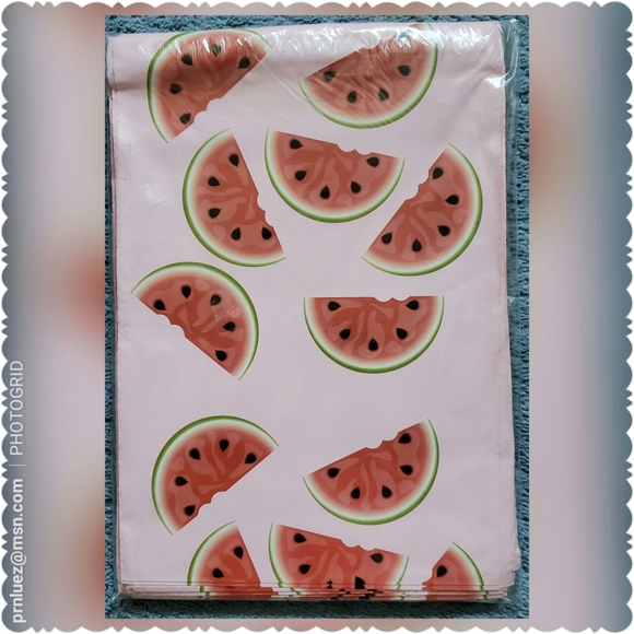 25 (10x13) Watermelon Designer Poly Mailers - Picture 2 of 6